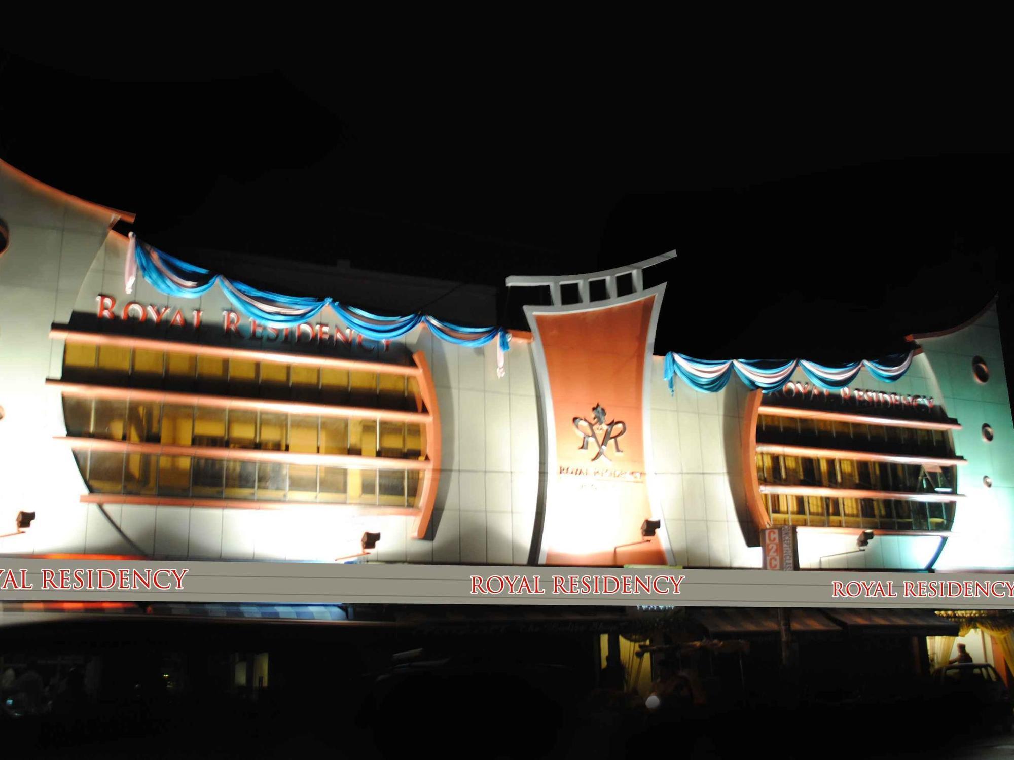 Royal Residency Hotel Gorakhpur Exterior photo